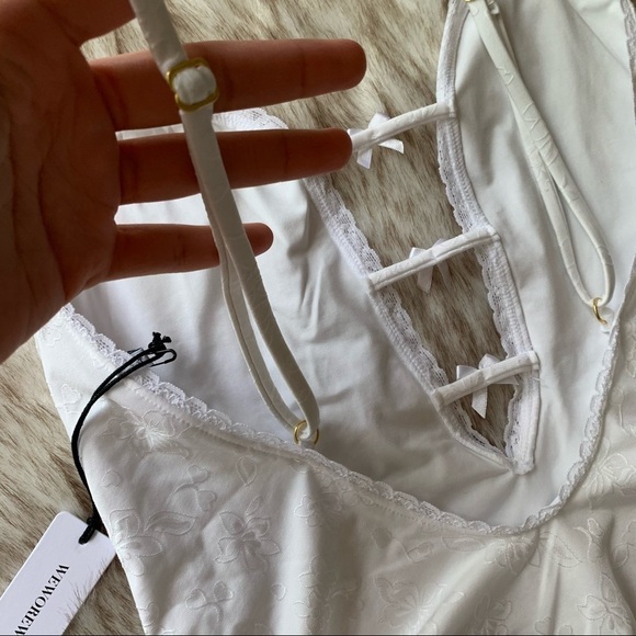 WeWoreWhat Bow One Piece Swimsuit Floral Jacquard White Size Medium NWT - Picture 9 of 12
